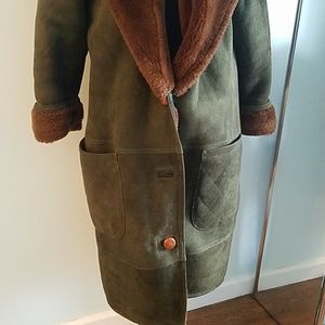 Women's “BLUE DUCK” Brand RARE COLOR Winter Coat - Super Warm